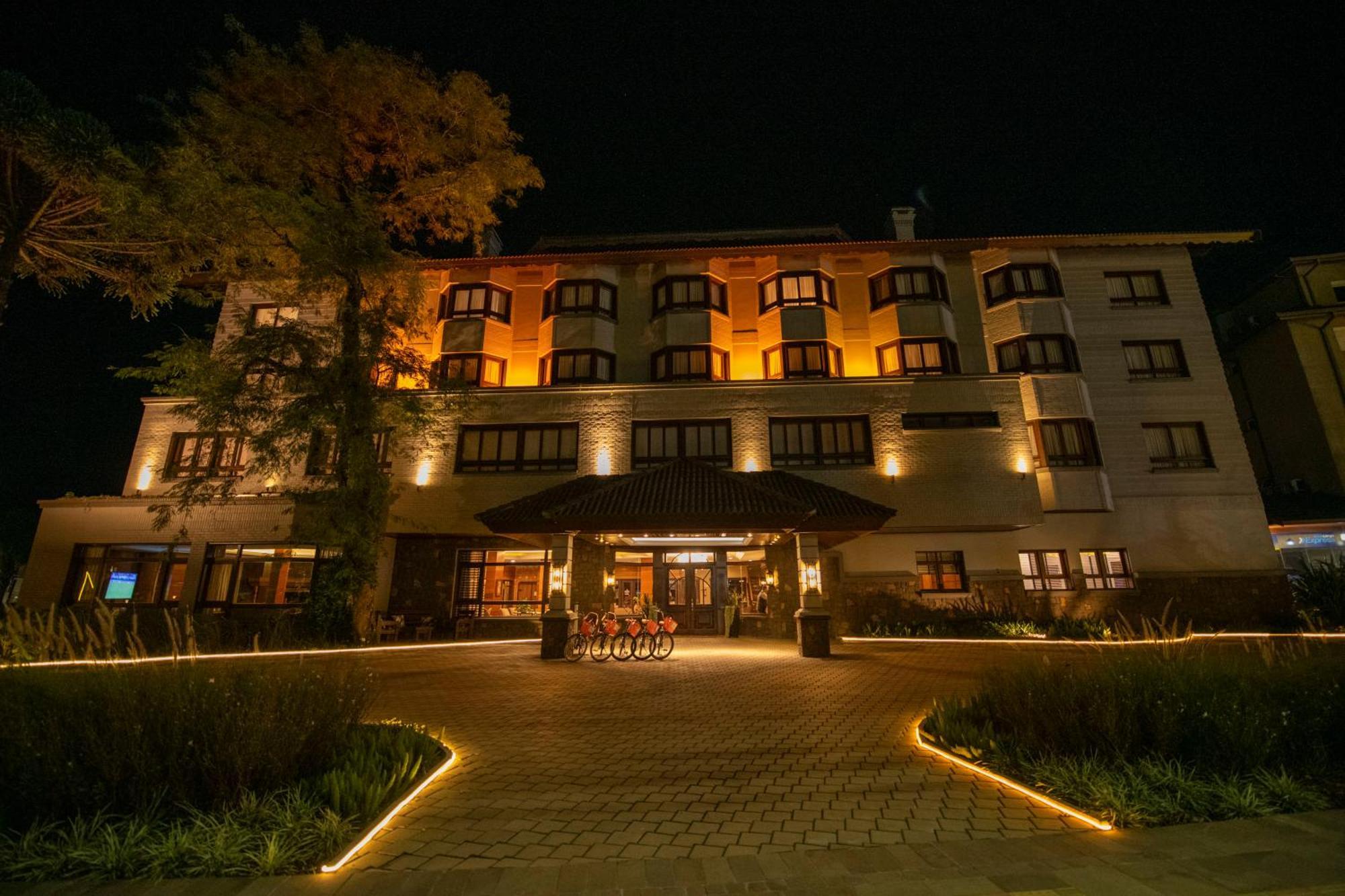 Hotel Serra Nevada 4*